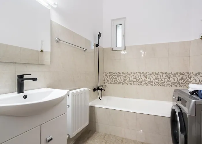 Serenity ブカレスト